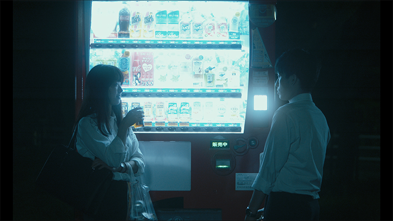 ある視点部門
『明ける夜に』監督：堀内友貴
映画制作科2021年度自主制作
出演：五十嵐諒、花純あやの、としお理歩、奈良原大泰、松本高士、佐野日菜汰、志真うた、巴山祐樹、七瀬てつ、在原貴生
2022年／日本／95分