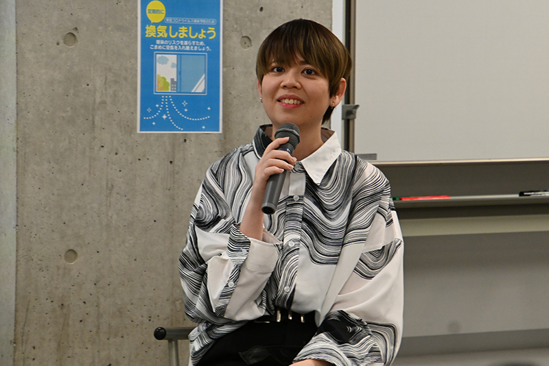 アニメ『D4DJ Double Mix』のCGモデリングを担当する卒業生が｢特別講座｣に来校！