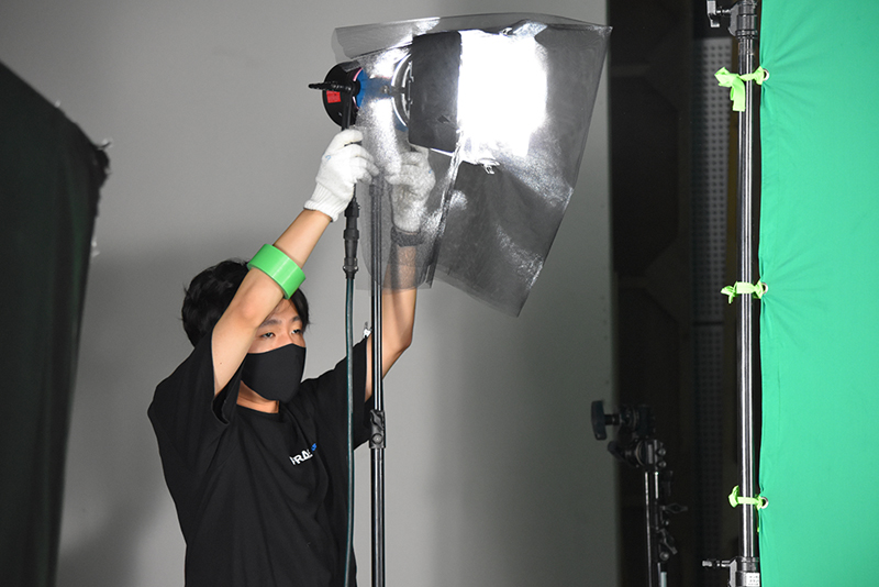 影がでないように、ライティングもしっかりと調整