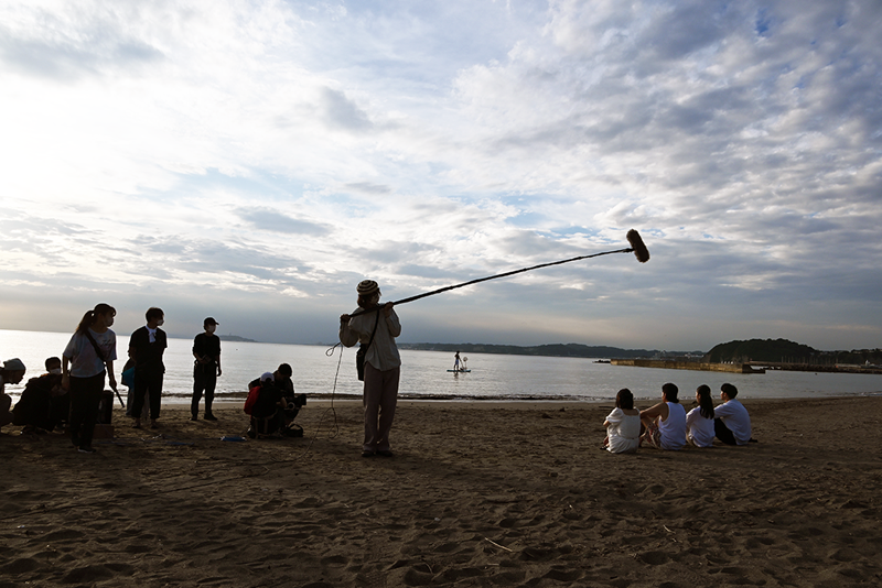 映画制作科の2022年度 卒業制作『マイペンライ』撮影現場の様子を公開！