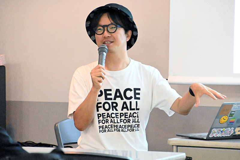 エイベックス・ミュージック・クリエイティブ株式会社の油井誠志さん（音楽プロデューサー・A&R）