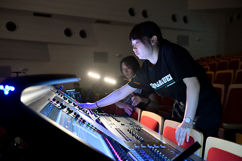 PA・ライブレコーディングは音響技術科が担当