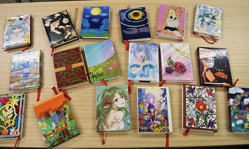 応募作品で制作したミニブック！！