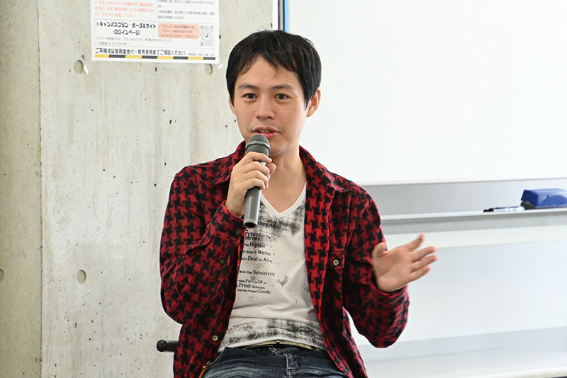 アニメ『僕の心のヤバイやつ』撮影監督の竹沢裕一さんによる「特別講座」を実施！