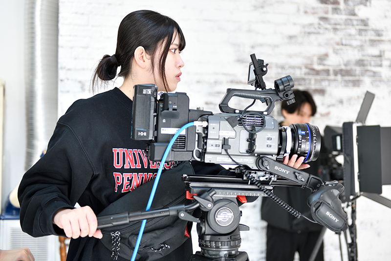 ソニーのデジタルカメラで撮影。レンズの選択にもこだわっています