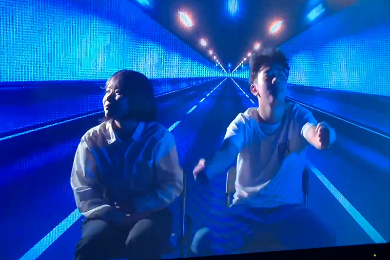 トンネル内を車で走っているような画が撮れちゃいます