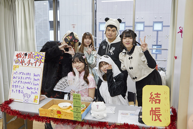 ダンス・演劇・コスプレなどステージ華やぐアナ学の「星誕祭」を開催！