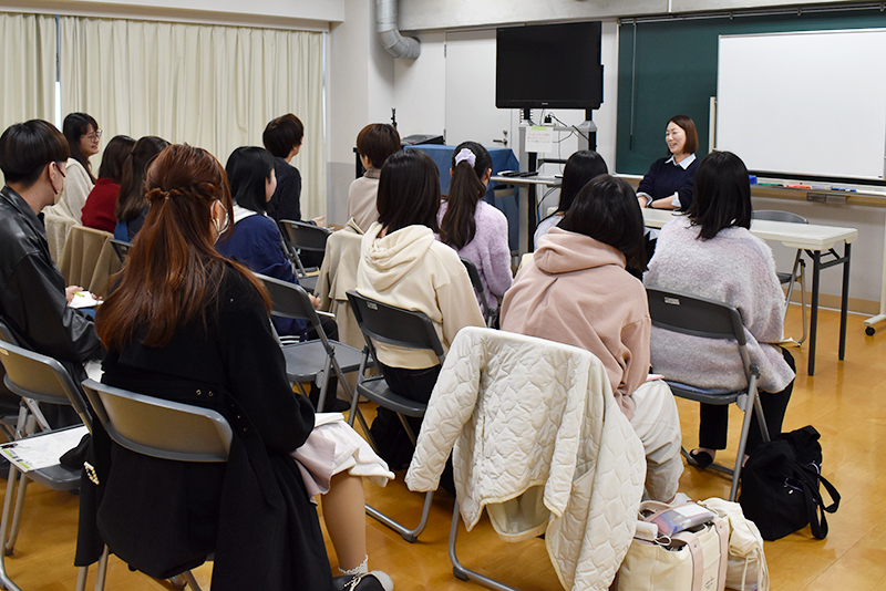 大手芸能事務所 トライストーン・エンタテイメントのマネージャーによる「特別講座」を実施！