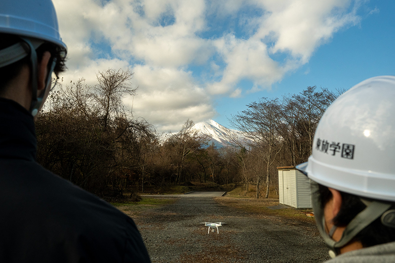 ドローンを使った撮影にも挑戦！