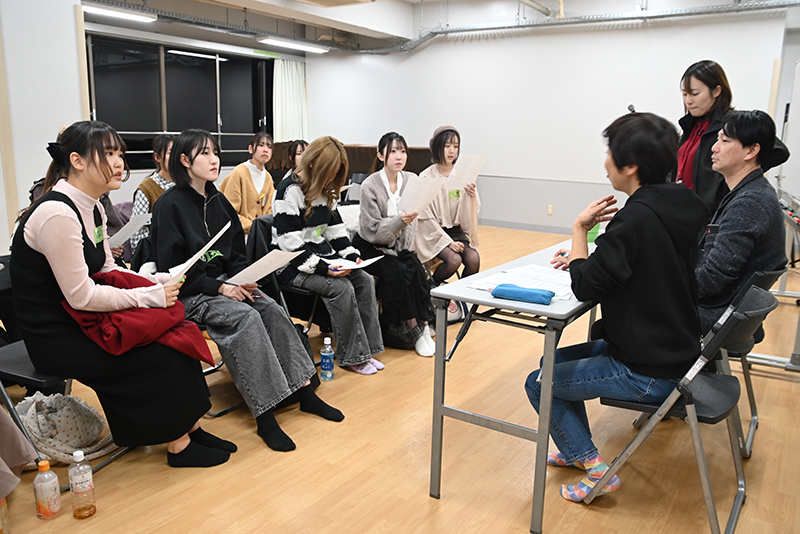 歌唱のアドバイスを受けながら改善点を探していきました