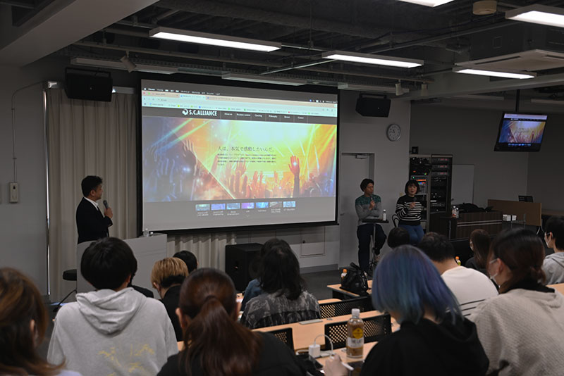 音響技術科「業界特別講座」でライブ・ミュージカルPAについて解説！