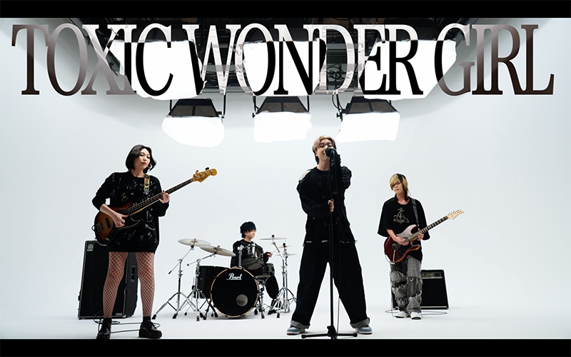 ロックバンド・Bug HolicのMV『TOXIC WONDER GIRL』をプロモーション映像科が制作！