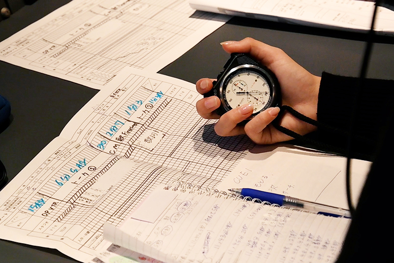 タイムキーパーが収録時間を管理！