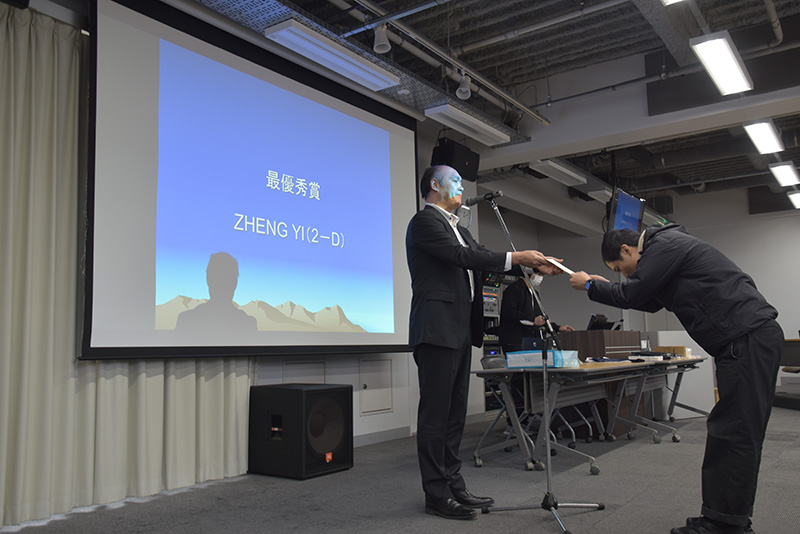 最優秀賞のZHENG YIさんは2年連続の受賞！