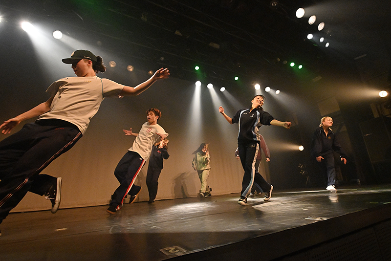 ダンスパフォーマンス科の卒業＆進級公演「GROOVE STUFF／EXAMINATION 2024」を開催！