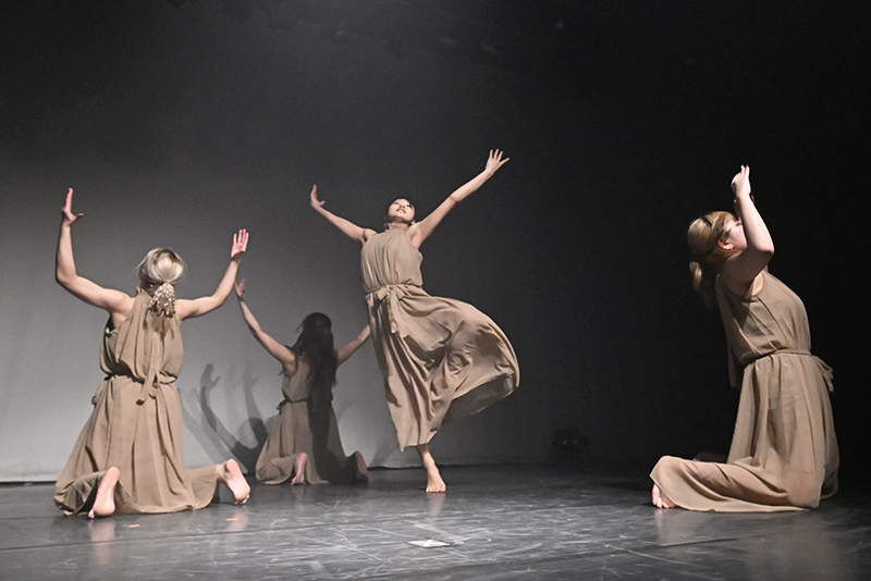 さまざまなジャンルのダンスを披露！