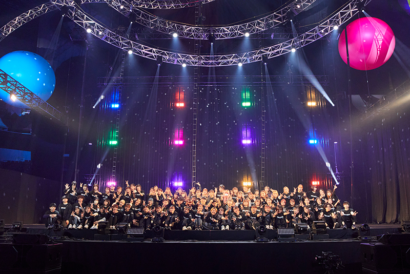 フェスの舞台裏で学ぶ！東放学園音響専門学校の学生が「VIVA LA ROCK 2025」をサポート