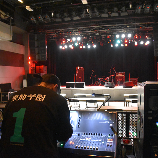 音響技術科の体験入学「ライブ音響（PA）体験」をStudio Deeで開催！