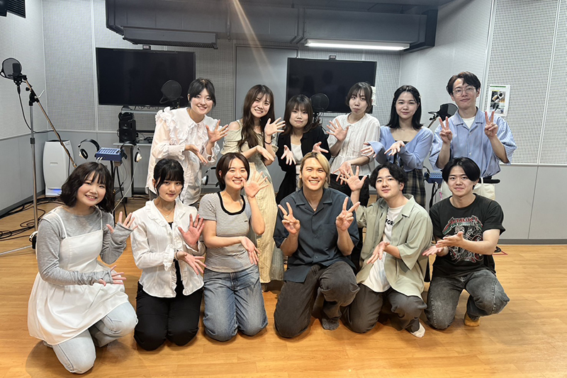 学生たちと記念撮影！石井さん、ありがとうございました！