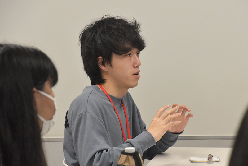 学生からの質問にも答えてくれました！