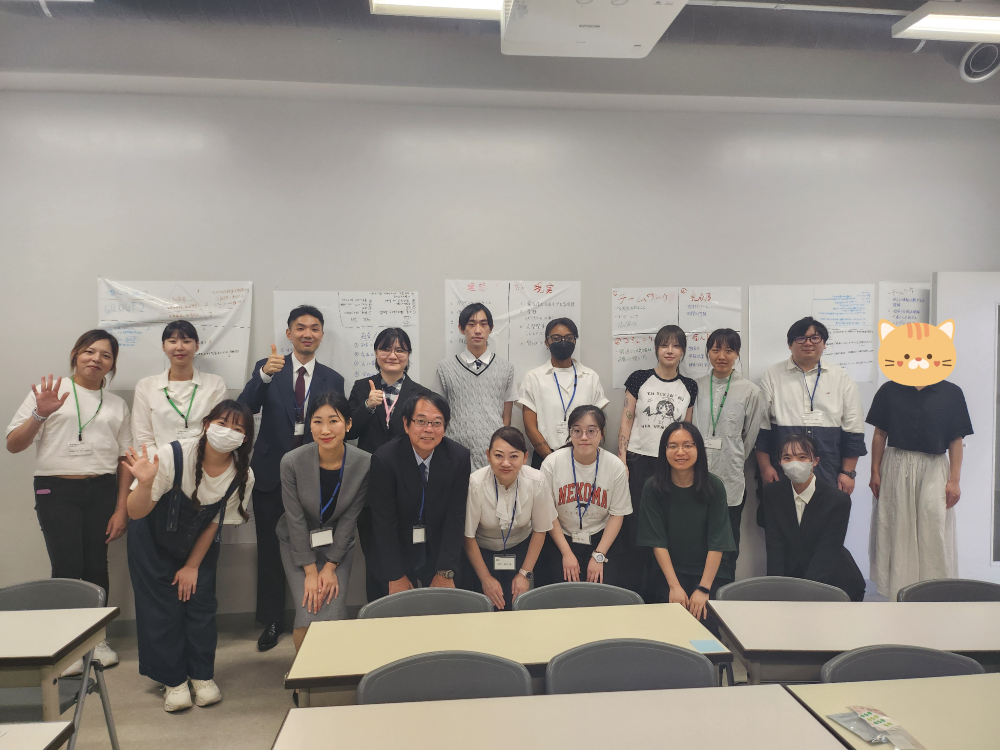 講師の先生と参加者のみなさんで集合写真！