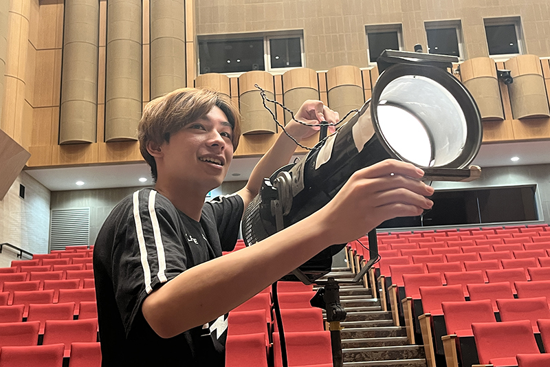 外部ホール・セシオン杉並にて「Pinspot実習」を実施