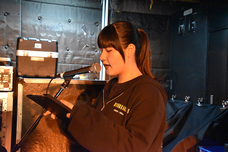 開演前のナレーションにも挑戦！