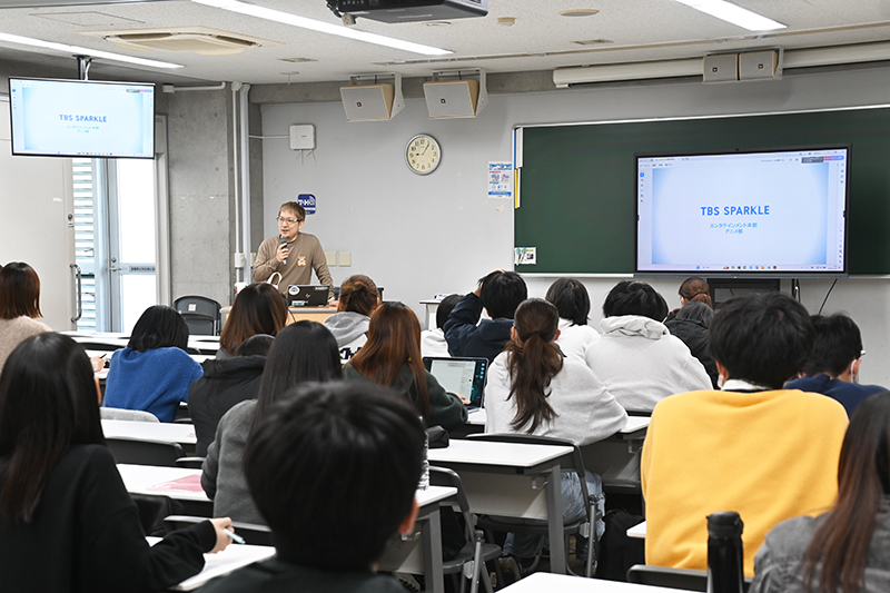 アニメ『悪食令嬢と狂血公爵』『五等分の花嫁』プロデューサー・田中潤一朗さんが来校！