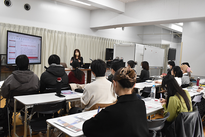 “アナ学”「進路の日」に劇団プロダクション養成所説明会と企業説明会を開催！