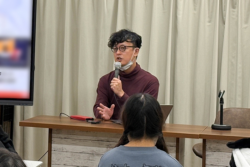 IPソリューションを提供する(株)PANDORAより、代表取締役の和泉義博さんが来校!