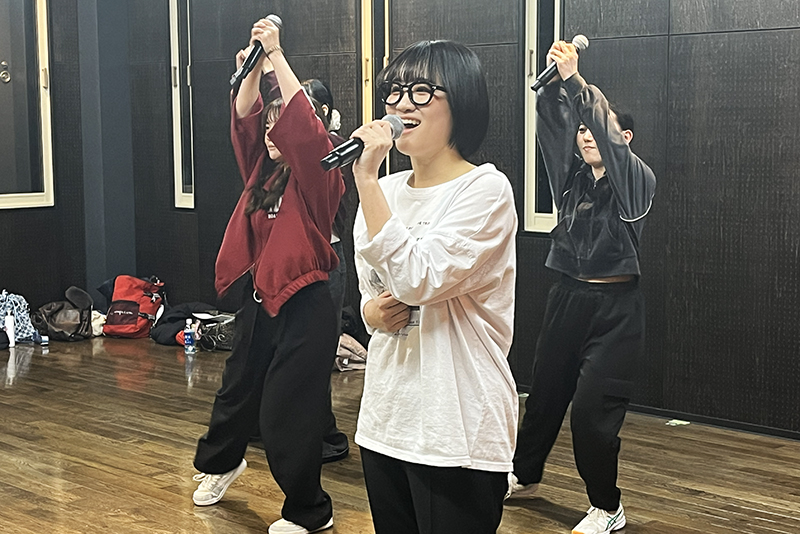 後半は歌いながら踊る練習も行いました！